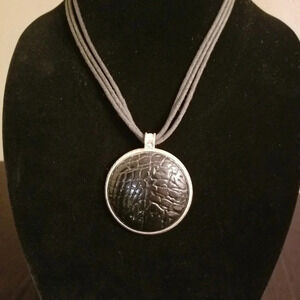 NECKLACE   BLACK/SILVER